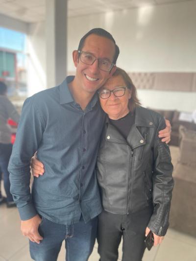 EstofLar inaugura filial em CandÃ³i